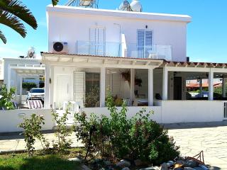 Ammos Seaview Paradise Villa in Perivolia - 8