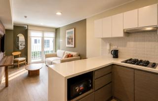 Urban-Heights Premium Apartments in Miraflores by Geko - Lima - 9