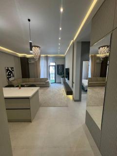 Novaro Apartments - 3