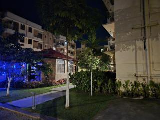 Flat at Batabari Middle of Lataguri-Chalsa - 7