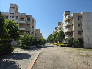 Flat at Batabari Middle of Lataguri-Chalsa - 5