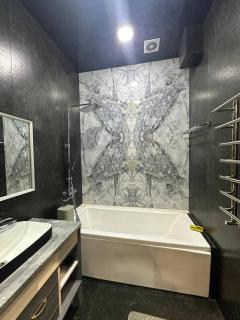Novaro Apartments - 6