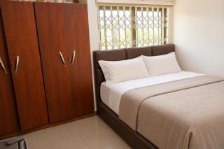 Serene 2-bedroom condo with AC in beautiful Tema - 4