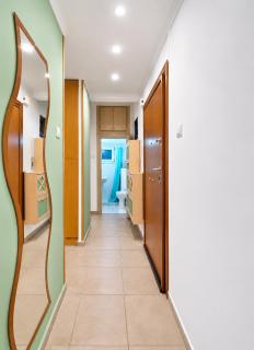 Cozy Apartment in Thessaloniki SKG - 2