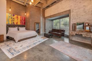 Industrial Loft in El Poblado - Special Rate - 1