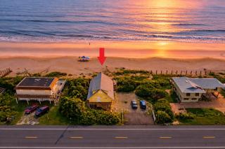 A-frame beach house steps from the ocean with deck & central AC - Ponte Vedra Beach - 8