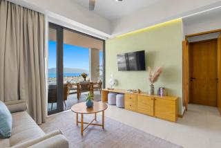 2BR/2BA Alik A12 in La Cruz with pool, gym, AC, WiFi, and balcony - 3