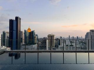Luxury Condo Near Terminal 21 & Asok BTS & MRT - 2