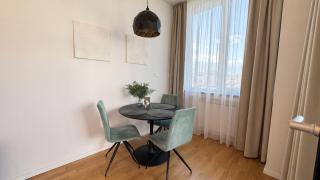 Balcony with views Modern apartment free parking - 4