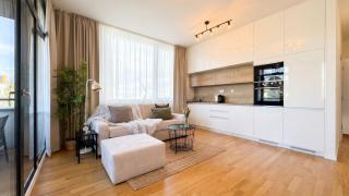 Balcony with views Modern apartment free parking - 7