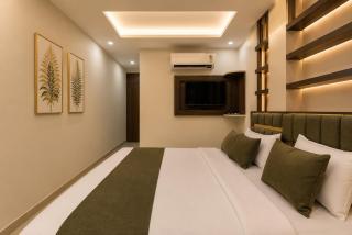 Gorakhpuriya Hotel - 2