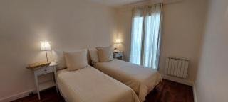 Sunny, quiet, convenient apartment to enjoy Paris - 9