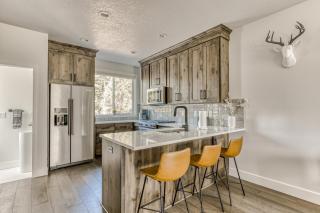 Government Camp Chalet - Your Ultimate Ski Retreat in the Cascades - 7