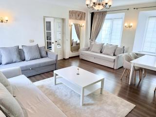 Pilies8 Luxury Vilnius Apartment - 5