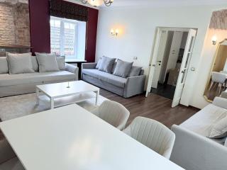 Pilies8 Luxury Vilnius Apartment - 6