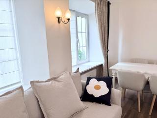 Pilies8 Luxury Vilnius Apartment - 3