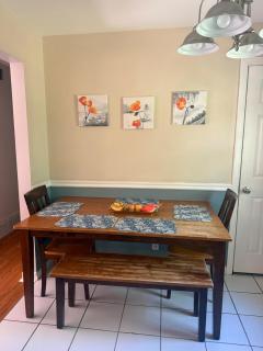 3 bedroom, good parking close to construction projects - 5