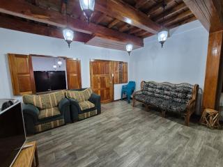 Family home in downtown Juayua - 0