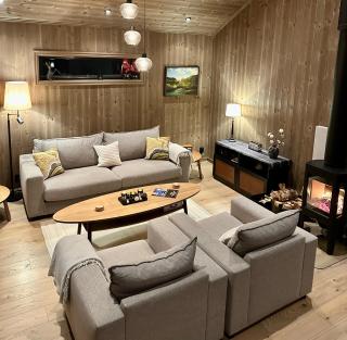 Peaceful and comfortable cabin with lots to do in the area - 3