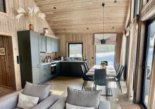 Peaceful and comfortable cabin with lots to do in the area - 6