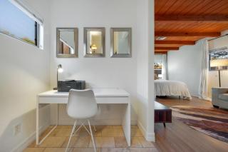 Guesthouse, 1 BR 1 BA, Cozy, Quiet Neighborhood - 5