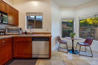 Guesthouse, 1 BR 1 BA, Cozy, Quiet Neighborhood - 3