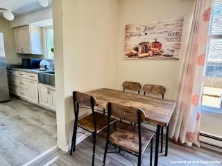 apple arch 5BR suite - 6