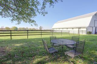 Sycamore Farmhouse Hideaway w/ Yard - 0