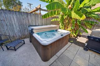 Bluegrass Loft - Hot Tub - Sleeps 4 - 9