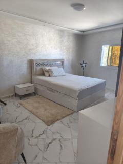 Nova Nest - Modern 2-Front Flat - 0