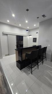 Entire Fully Furnished 1Bedroom Apart Gym sauna - 2