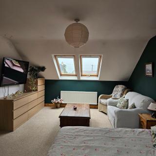 Cozy Smerwick Bay House - 2