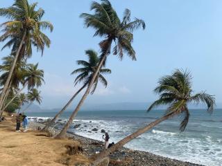 Villa Hendra Cimaja - Beachfront, 2BR, 1BA, Full Kitchen - 9