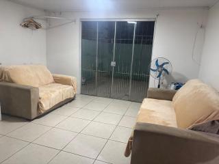 Entire house accommodates up to 9 people! - 2