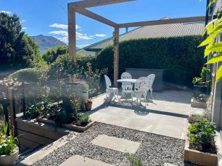 Studio B Style and tranquility in Wanaka NZ - 8