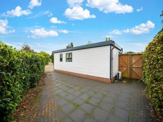 Chalet in Stegeren near heathlands - 4