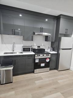 2025 New Build 2BR Suite Private Entry - 0