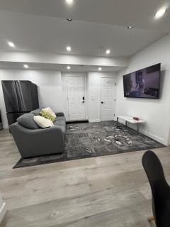 Calgary, Carrington Cozy Suite 15 mins to Airport - 9