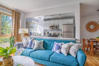 Tranquil 2BR downtown condo, Parking, King bed - Seattle - 1