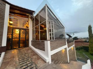 Casa de Campo-Chalet Lloa - Quito - 0