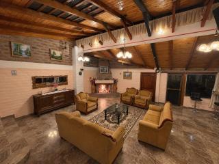 Casa de Campo-Chalet Lloa - Quito - 5