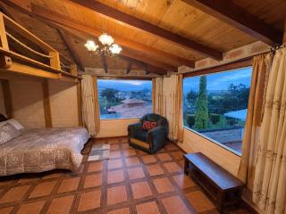 Casa de Campo-Chalet Lloa - Quito - 2