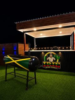 Luxe Loft Penthouse- Ironshore Montego Bay - 9