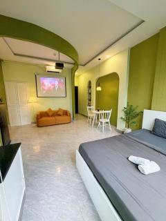 Corgi House Danang - 6