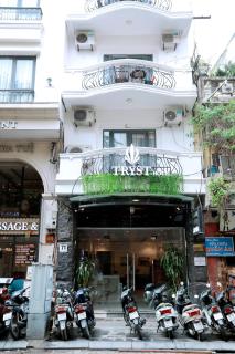 Khách Sạn Tryst - Ban Công, View Phố, Gần Phố Cổ - 0