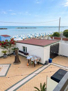 Spacious Apartment with Sea View in Francavilla al Mare + BBQ - 5
