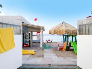 Spacious Apartment with Sea View in Francavilla al Mare + BBQ - 1