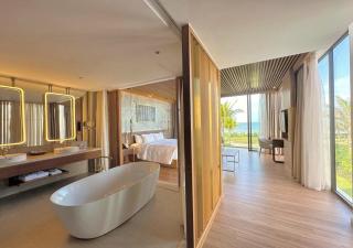 Frères Villa Beachfront & Pool - Wyndham Royal Beachfont Resort, Hoi An - 6