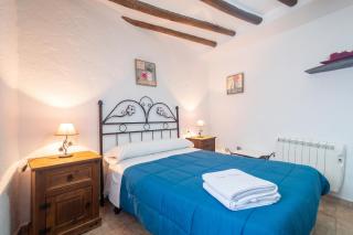 Charming House in Cádiar with View - 8