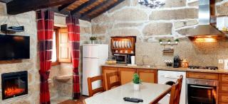 Charming house in Lindoso with terrace and parking included - 8